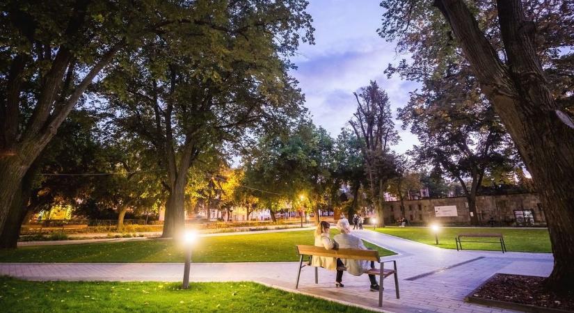 Milyen elvetemült képes erre? Szörnyű, mi történt az egri bazilikánál, az önkormányzatnál most telt be a pohár