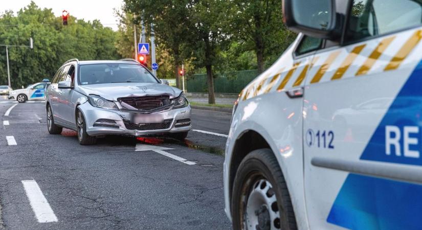 Baleset miatt van útlezárás a siófoki Aranyparton