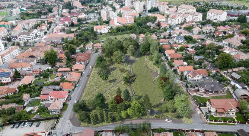 Csíkszereda: másfél év múlva készülhet el teljesen a Fodor Sándor park és környéke