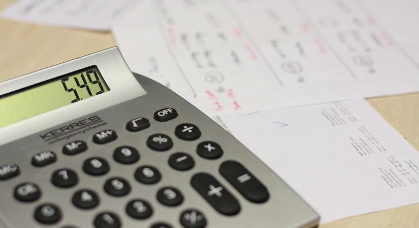 Kiderült, mekkora minimálbér-emelés várható jövőre
