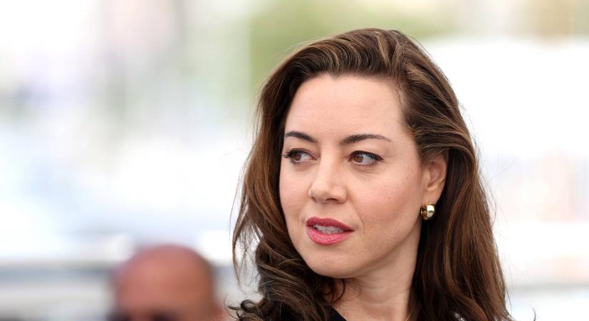 Aubrey Plaza a férje halála után eladja a házukat: képeken a közös otthon