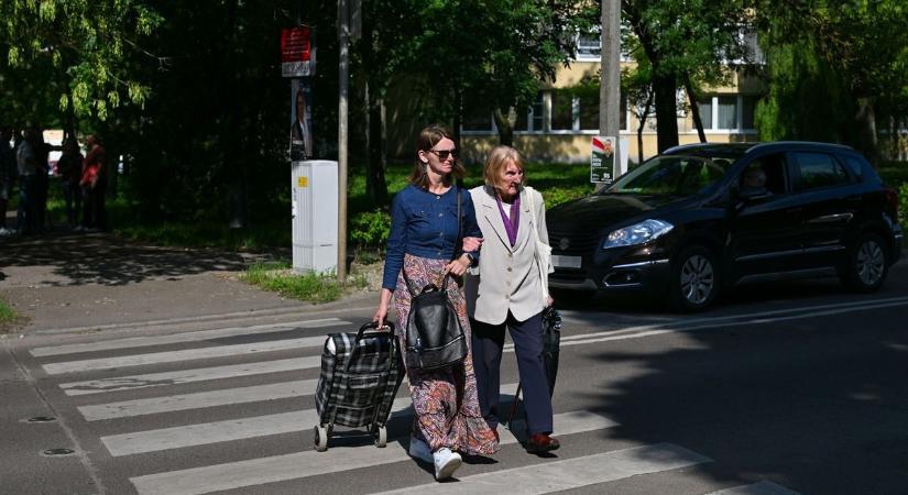 Mutatjuk, hol újulnak meg a gyalogátkelők Egerben