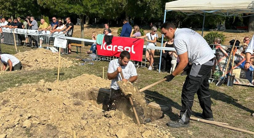 Ötödik lett a Kegyeleti csapata a nemzetközi sírásó versenyen