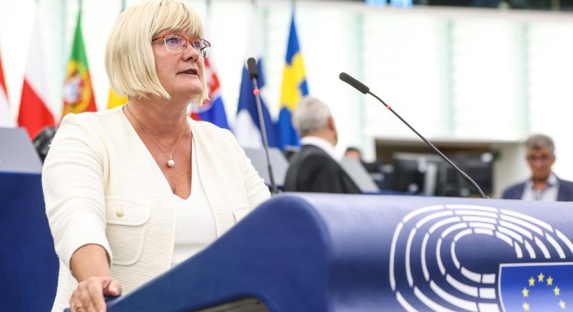 Gál Kinga: itt az ideje, hogy Ursula von der Leyen távozzon
