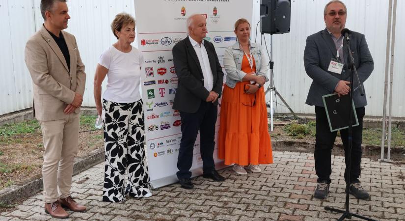 Villányban a Coop Szupernél ünnepelték a magyar termékeket