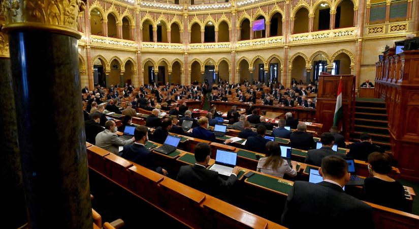 Mandátumbecslés: a Fidesz mindössze 21 egyéni körzetben nyerne a legvalószínűbb forgatókönyv szerint