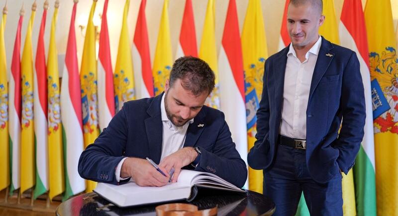 Üzenetet küldtek az űrhajósok Kaposvárnak