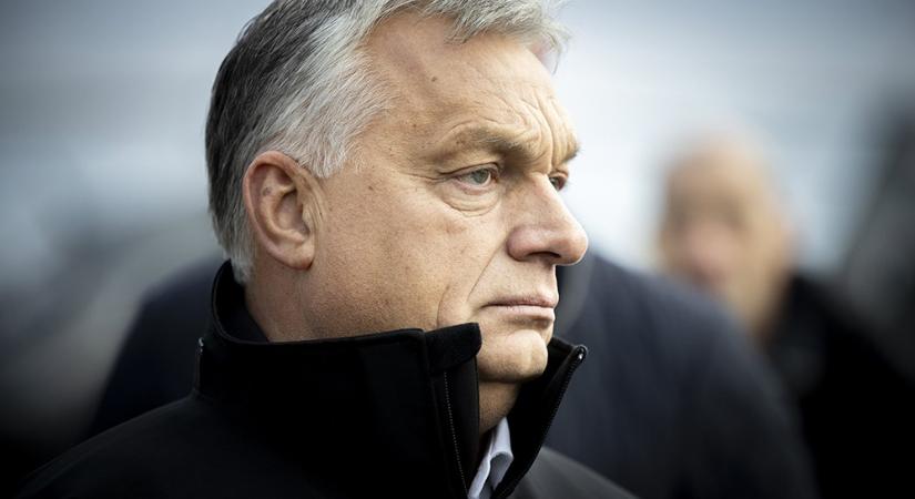 Magyar Péter: Orbán háromszor buktatta le magát Hont András propagandistánál. Mennie kell. Menni fog.