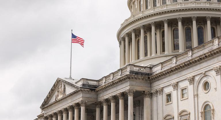 Magyarország elleni szankciók bevezetéséért lobbizott egy magyar származású tisztségviselő az Amerikai Kongresszusban