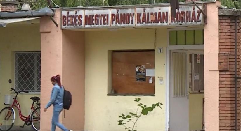 Végezni akart az apjával egy fiatal fiú a gyulai kórházban
