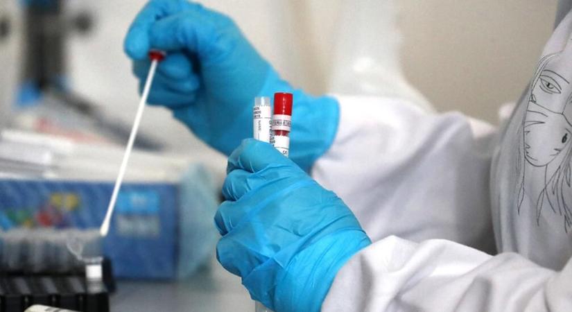 Közegészségügyi Központ: több mint harmadával nőtt a Covid–19 fertőzéses esetek száma egy hét alatt