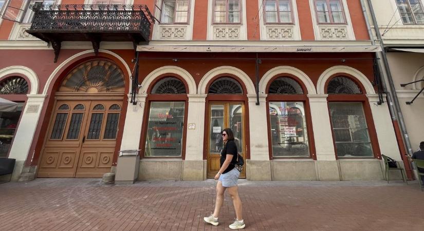 Kiderült, mi nyílik a Kárász utcai bezárt kávézó helyén
