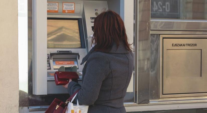 Nagy ATM limit a hazai bankokban - sokan bánkódhatnak most ez miatt