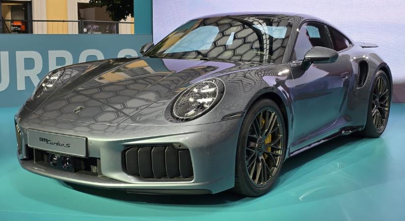 A valaha készült legerősebb Porsche 911: beültünk az első hibrid Turbo S-be