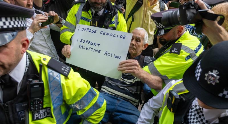 Radikalizálódott nyugdíjasok tesztelik a brit kormány Izrael melletti kitartását