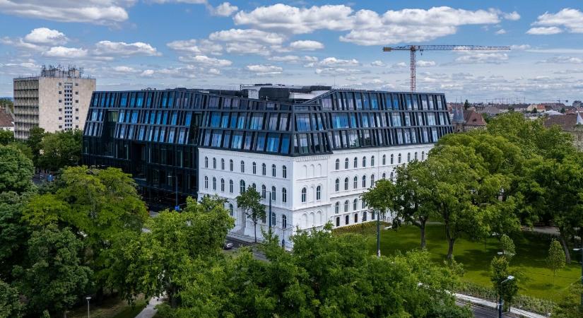 Amikor a múlt falai a jövőt keretezik – Dürer Park Irodaházak