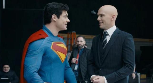 Ajjaj! Batman Superman ellen szintű konfliktust sejtet a Superman 2.