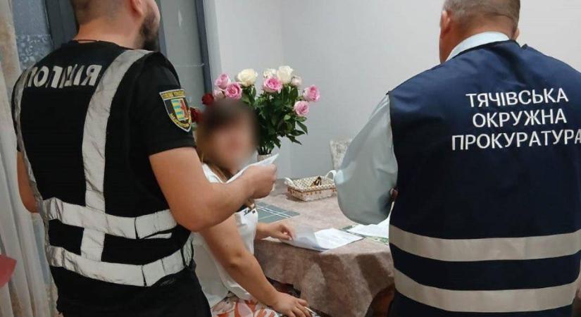 A Rahói járásban azzal gyanúsítanak egy orvosnőt, hogy segített elkerülni a hadköteleseknek a mozgósítást