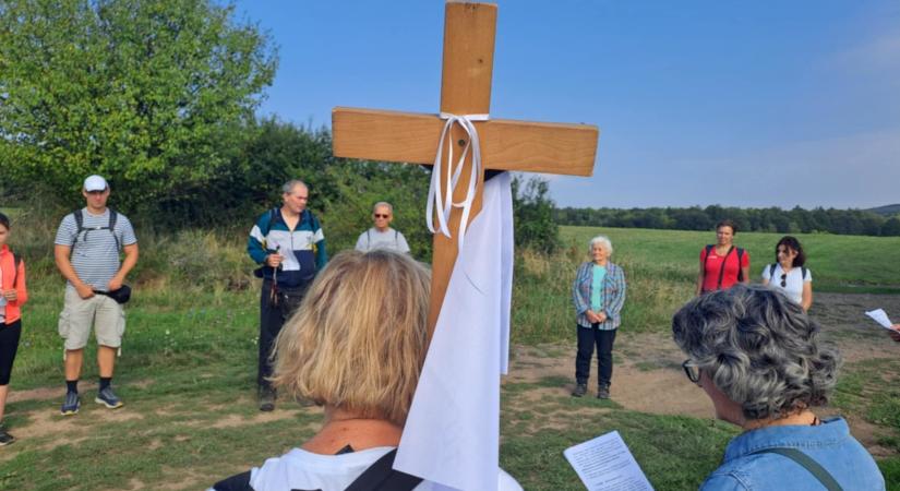 1Úton a Medvesaljai Mária-kápolnához