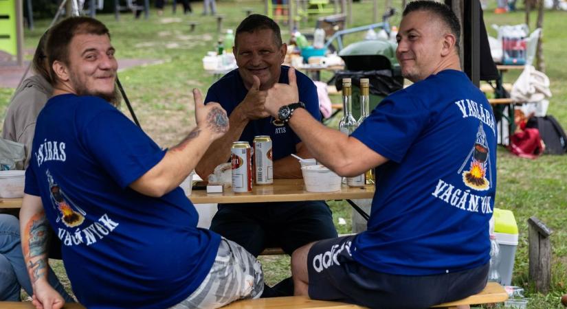 Gasztronómia, hagyomány és zene találkozott a Pihenő-tónál