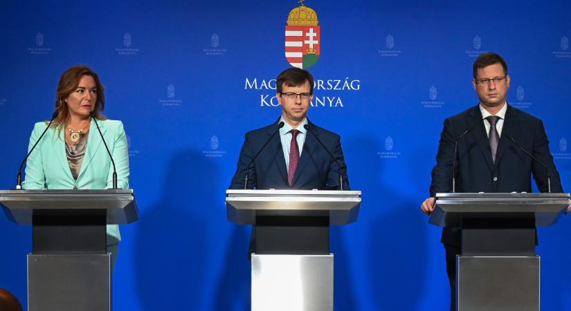 Bejelentések több minisztertől - Kormányinfó percről percre