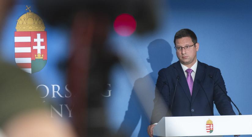 Kormányinfó: korlátlan szolidaritással áll ki a kormány az oroszok által megtámadott lengyelek mellett