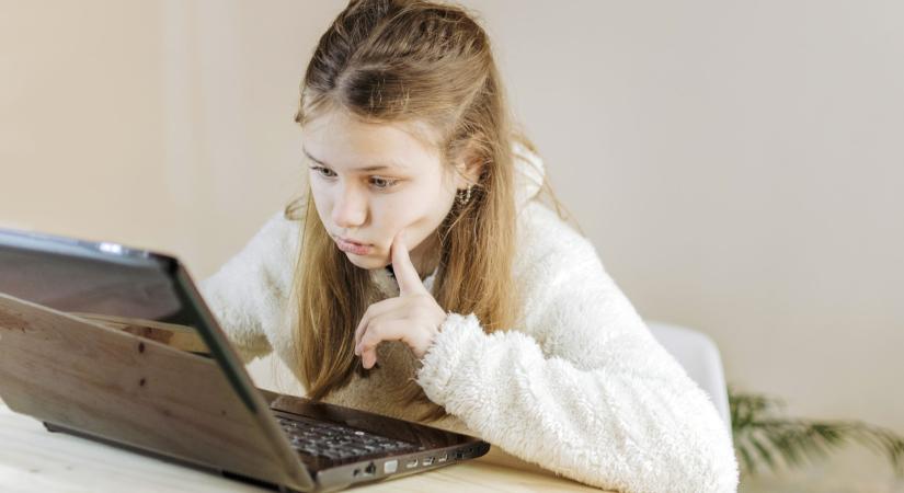 Kétnapos konferenciát tart a médiáról és az internetről a Nemzetközi Gyermekmentő Szolgálat