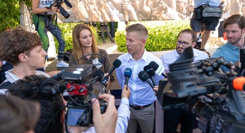 Magyar Péter cáfolt, de az Index megírta, hogy a Tisza Párt több adónemet is „az egekbe emelne”