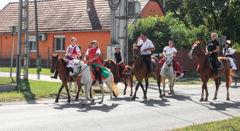 Hagyomány, zene és szüreti mulatság Perkátán!