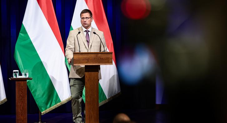Gulyás Gergely elmondta, hogy a magyar kormány szerint mi lenne az a minimum, amit Ukrajnának meg kellene tennie