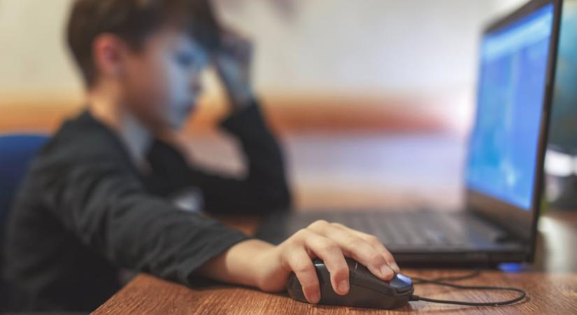 Közel az ingyenes laptopigénylés lehetősége