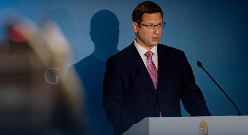 A kormány szerint Paks 2 folytatható, októbertől indul az új nemzeti konzultáció