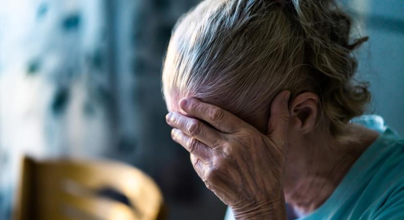 Nyugdíjat átszámoló álellenőrök járják az országot, bárkit átverhetnek