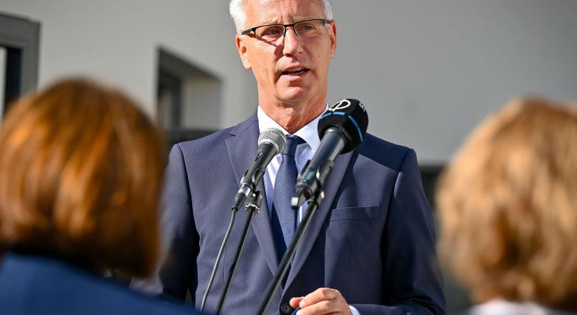 Soltész Miklós: Mi az a közösség vagyunk, amelyik ha ígér valamit, akkor azt be is tartja