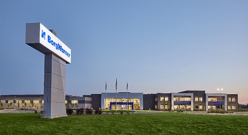 Több száz ember elbocsátására készül a BorgWarner