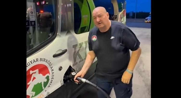 Németh Szilárd azzal büszkélkedett, hogy a román határ előtt még „megfizethető” áron tankolt, de van ezzel egy kis gond