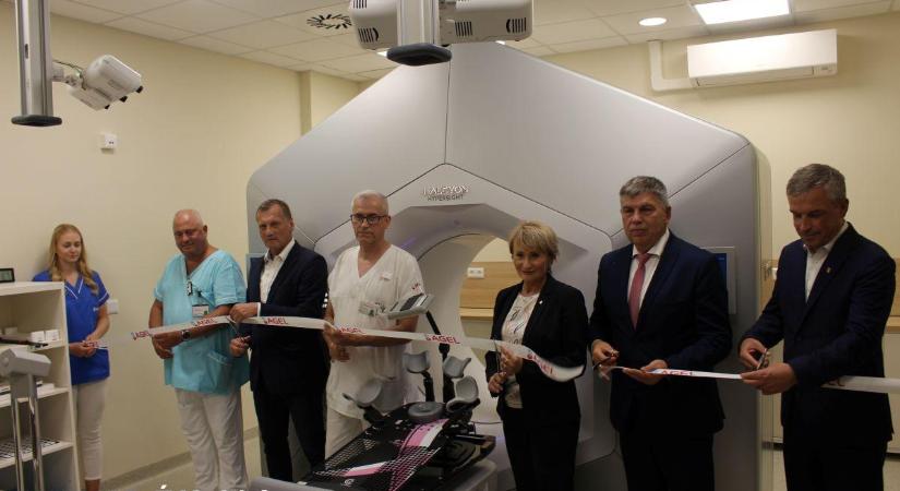 Nemcsak az országban, hanem egész Közép-Európában egyedülálló a komáromi sugárterápia