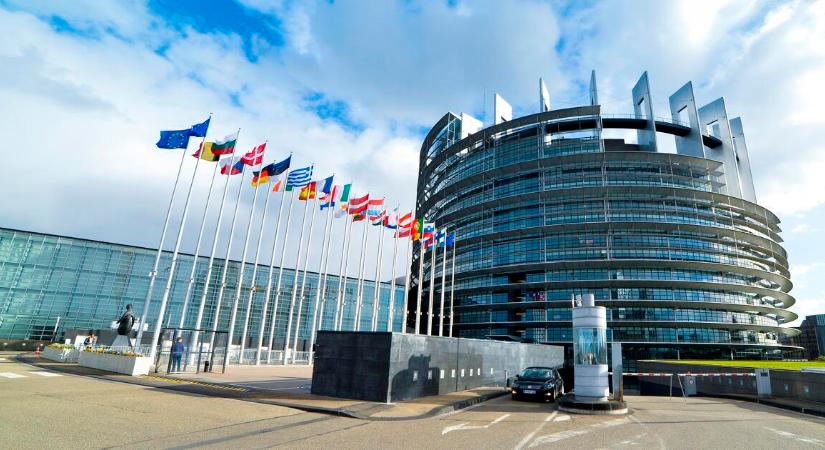 Volt EU-diplomaták sürgetik az Izraellel kötött EU együttműködési megállapodás felfüggesztését