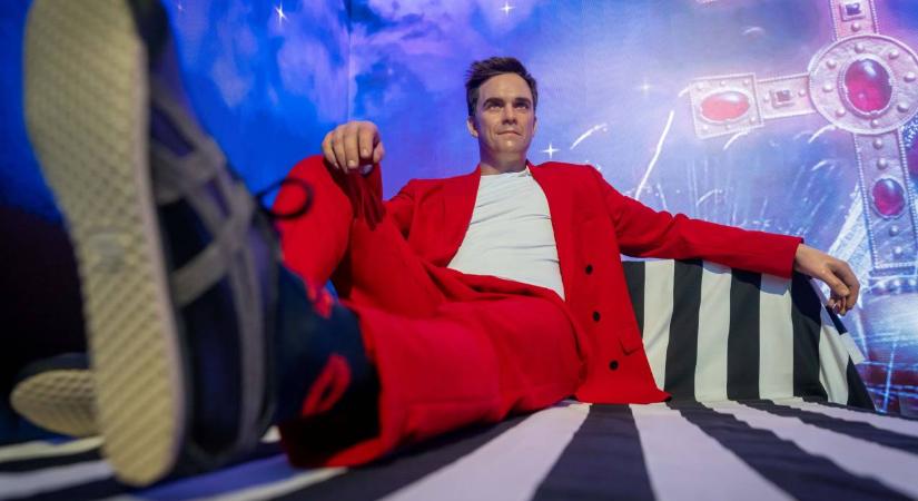 Ő az a magyar férfi, akit Robbie Williams kétszer is felhívott a színpadra