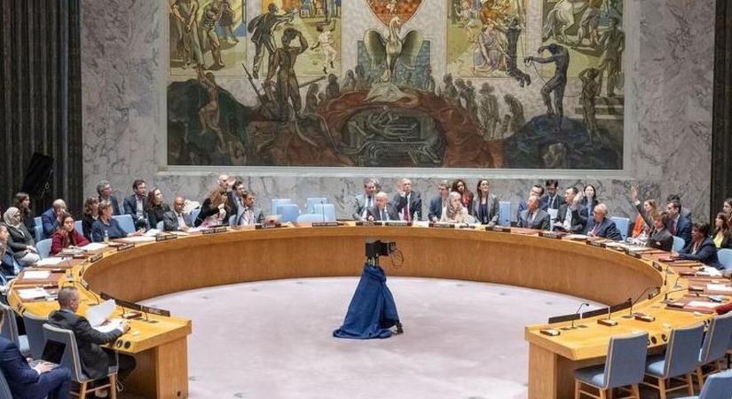 Az ENSZ Biztonsági Tanácsa pénteken ülésezik a Lengyelországba behatoló orosz drónok miatt