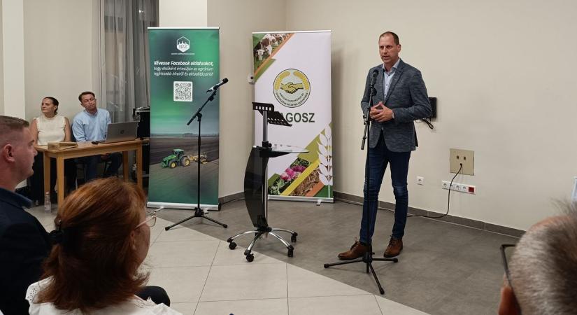 A Hagymafesztivál agrárfórumának szakértői figyelmeztetnek: veszélyben a hagymatermesztés