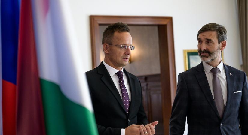 Szijjártó Péter: Ez súlyos igazságtalanság, nagyon durva kettős mérce!