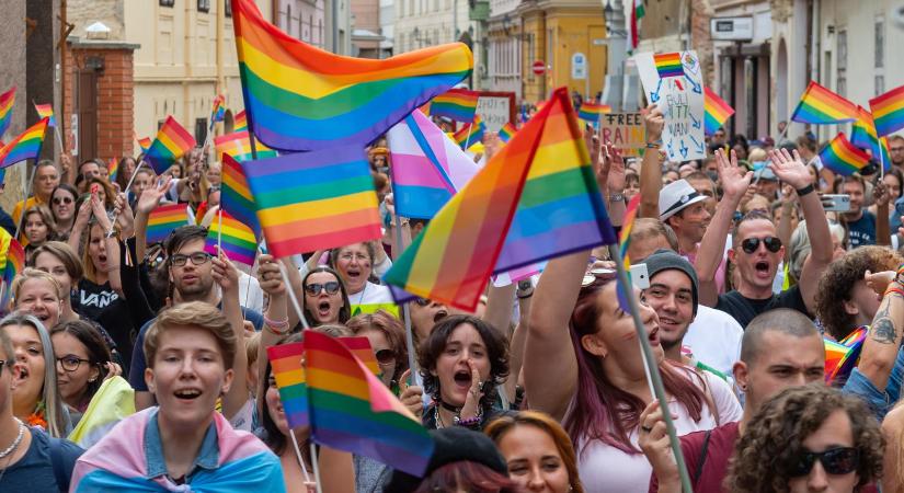 Szavakban kiáll az EB a betiltott pécsi Pride mellett, de konkrét intézkedésről még nem tudni