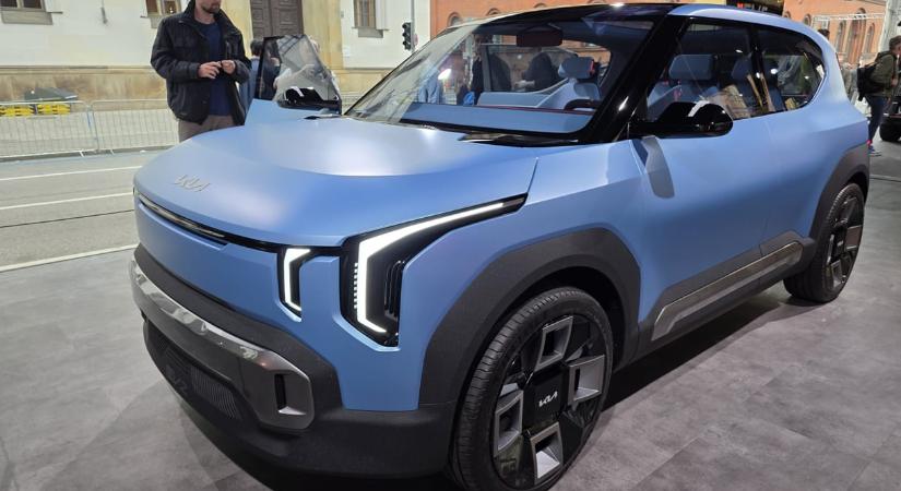 A Kia legkisebb és legolcsóbb villanyautója – megnéztük az ígéretes EV2-t