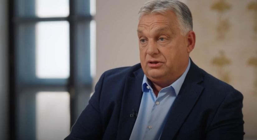 Váratlan helyről jelentkezik Orbán Viktor – élőben a kormányfői interjú (VIDEÓ)