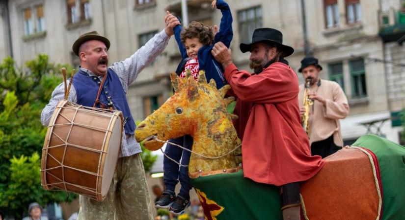 Szent Mihálytól Bartókig, a meséktől a vörösborig