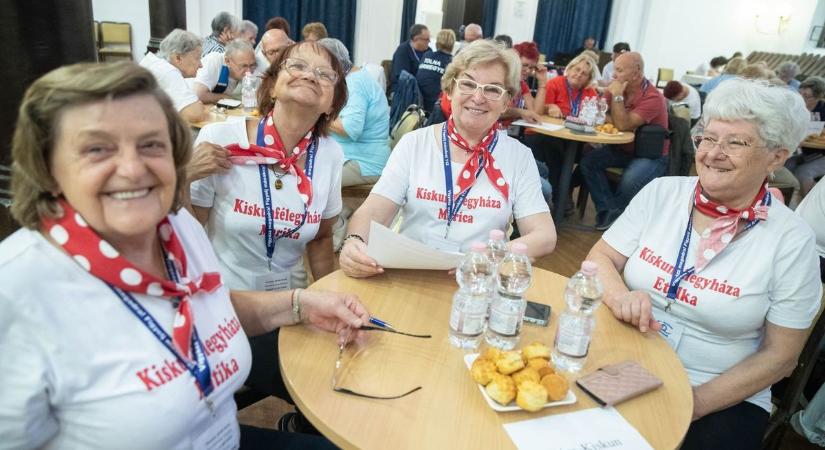Nagy veszély fenyegeti az időseket – mutatjuk, kik azok, akiket már nem csapnak be! (Galéria, videó)