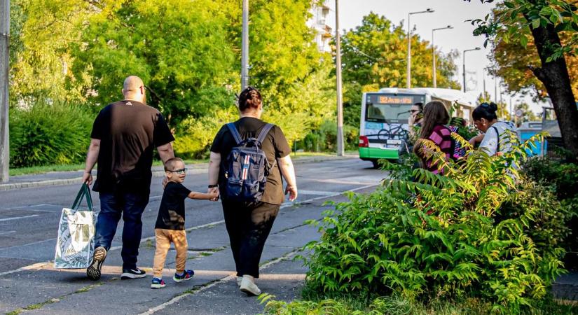 Iskolakezdés  veszély? - Ezt minden autósnak tudnia kellett