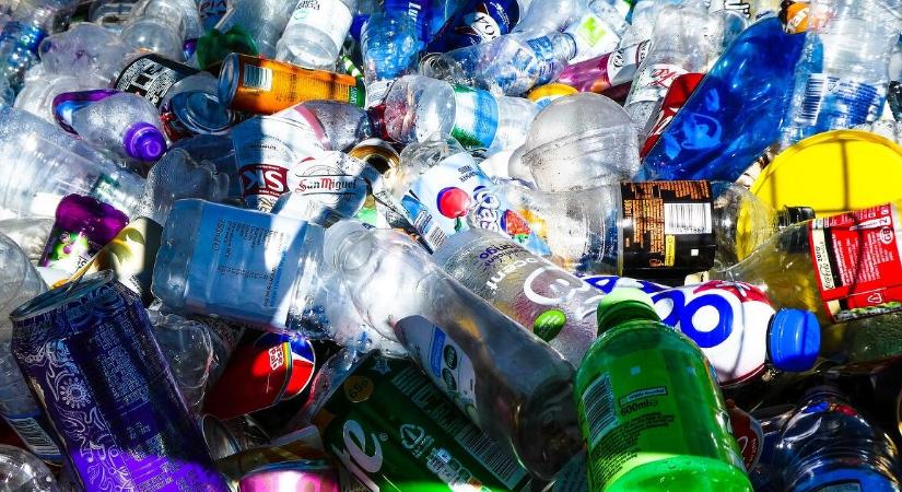 Körmére néz a hatóság a visszaváltási díjjal trükközőknek