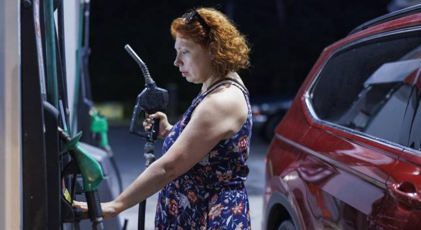 Szombaton így változik a benzin és a gázolaj ára